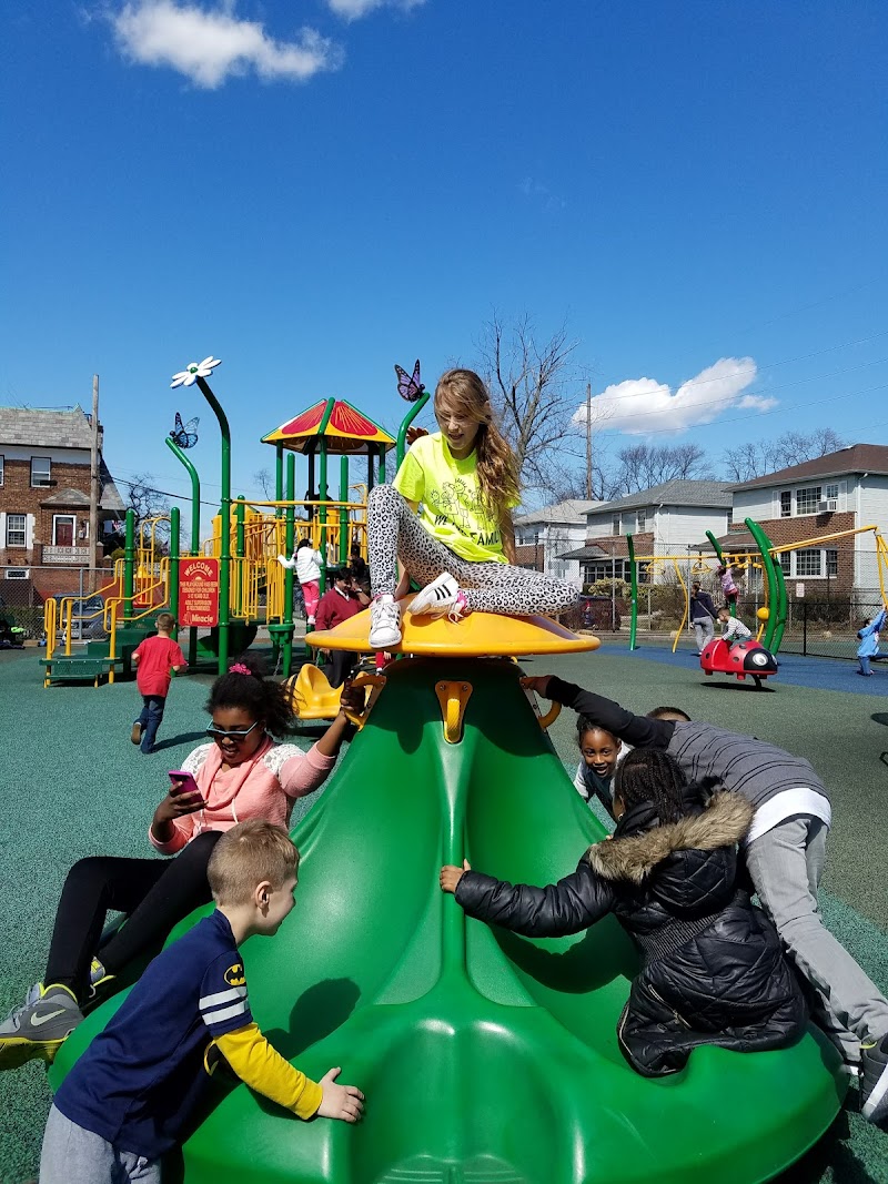 Barrett Park photo 4