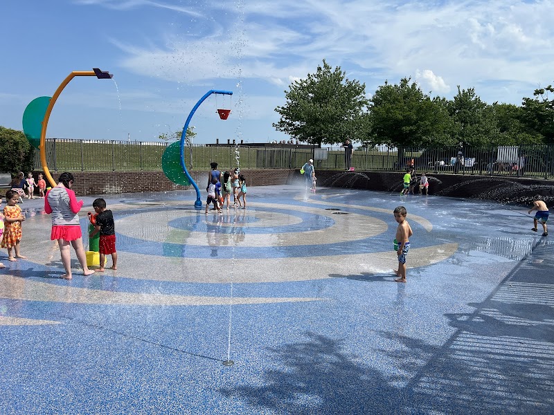 Bay Park Playground photo 2