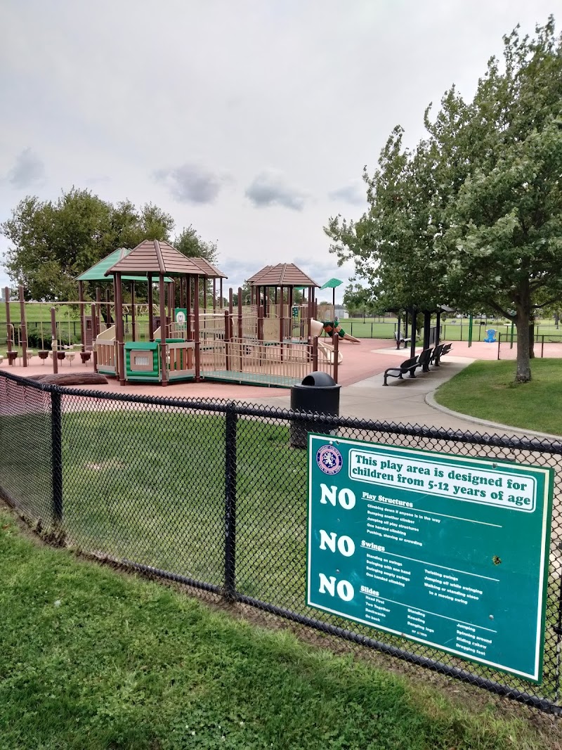 Bay Park Playground photo 5