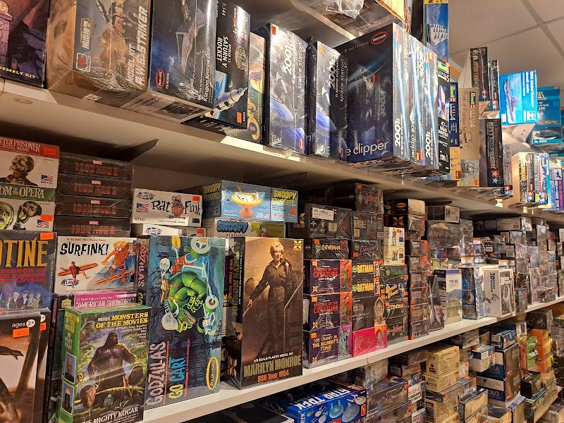 Bay Shore Hobbies and Toys photo 2