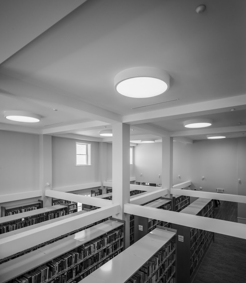 Bayport-Blue Point Public Library photo 3