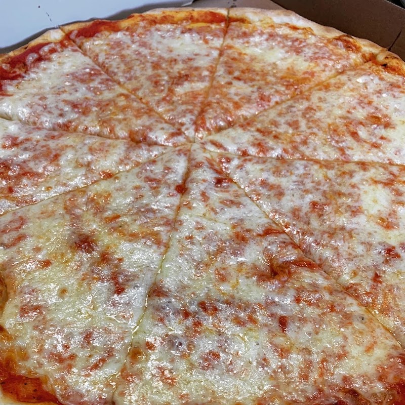 Bayville Deli & Pizzeria photo 3