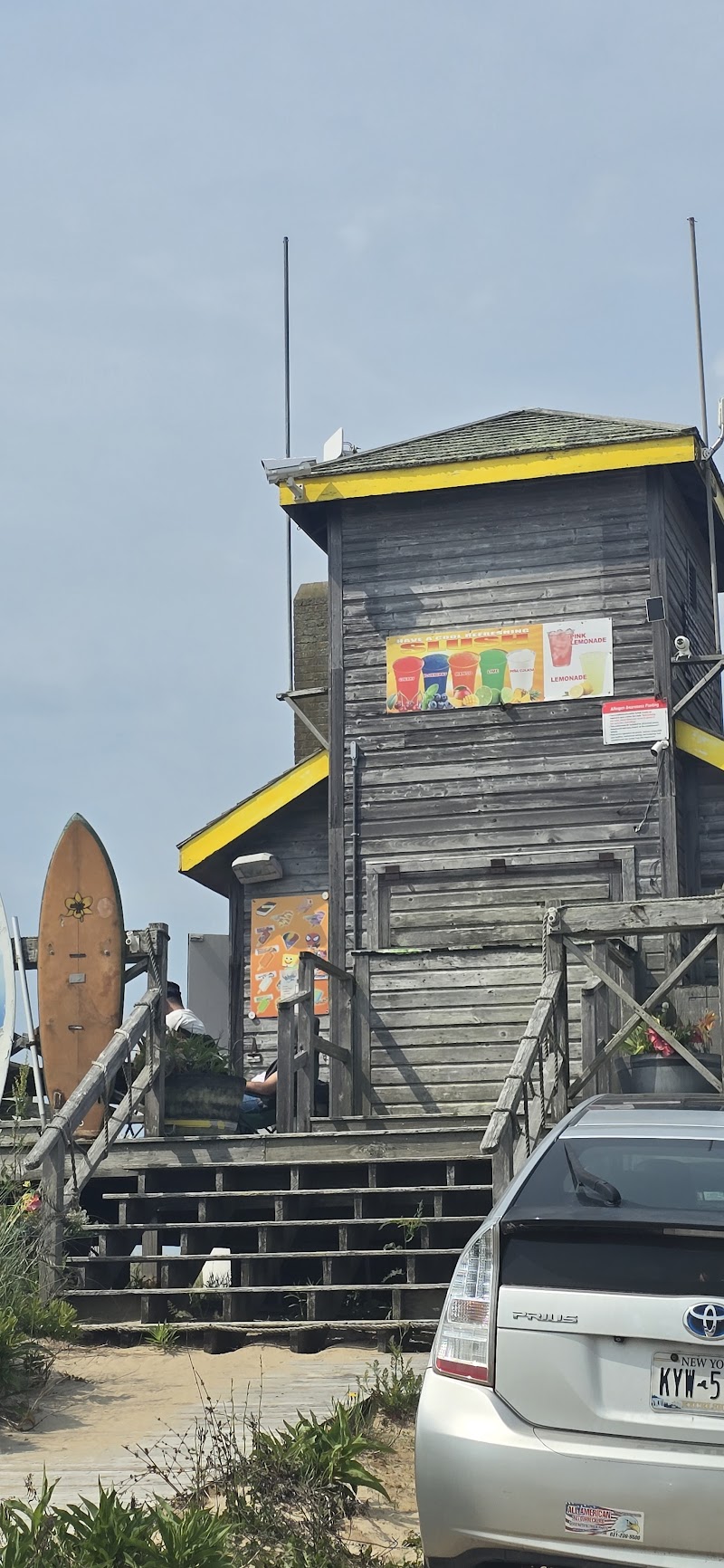 Beach Hut photo 3