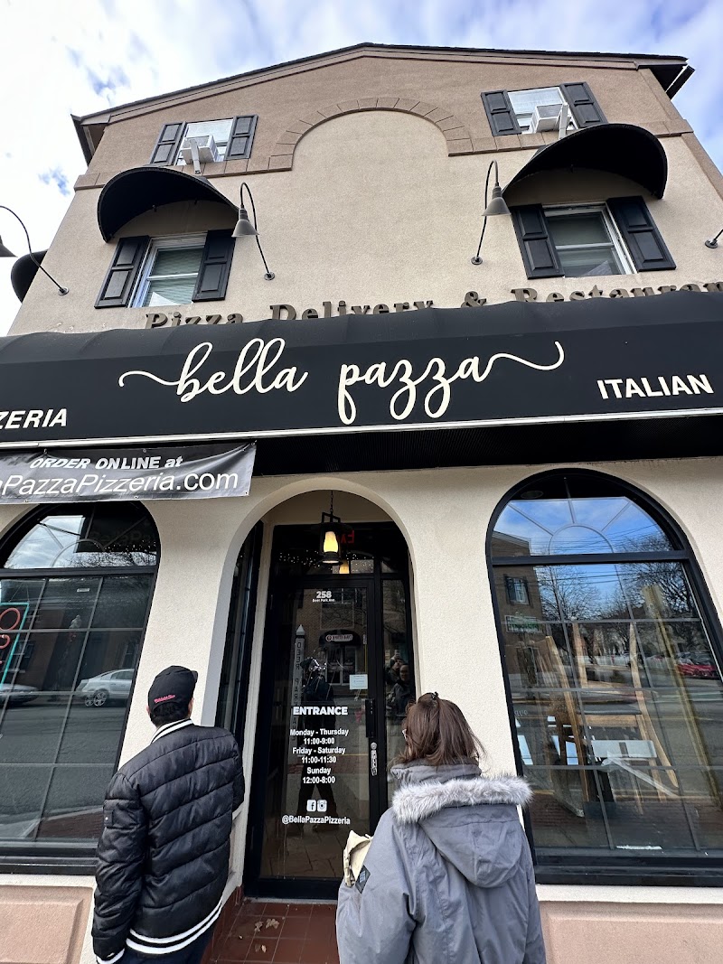 Bella Pazza Pizzeria photo 5