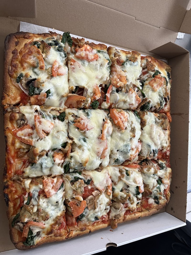 Bella pizzeria photo 4