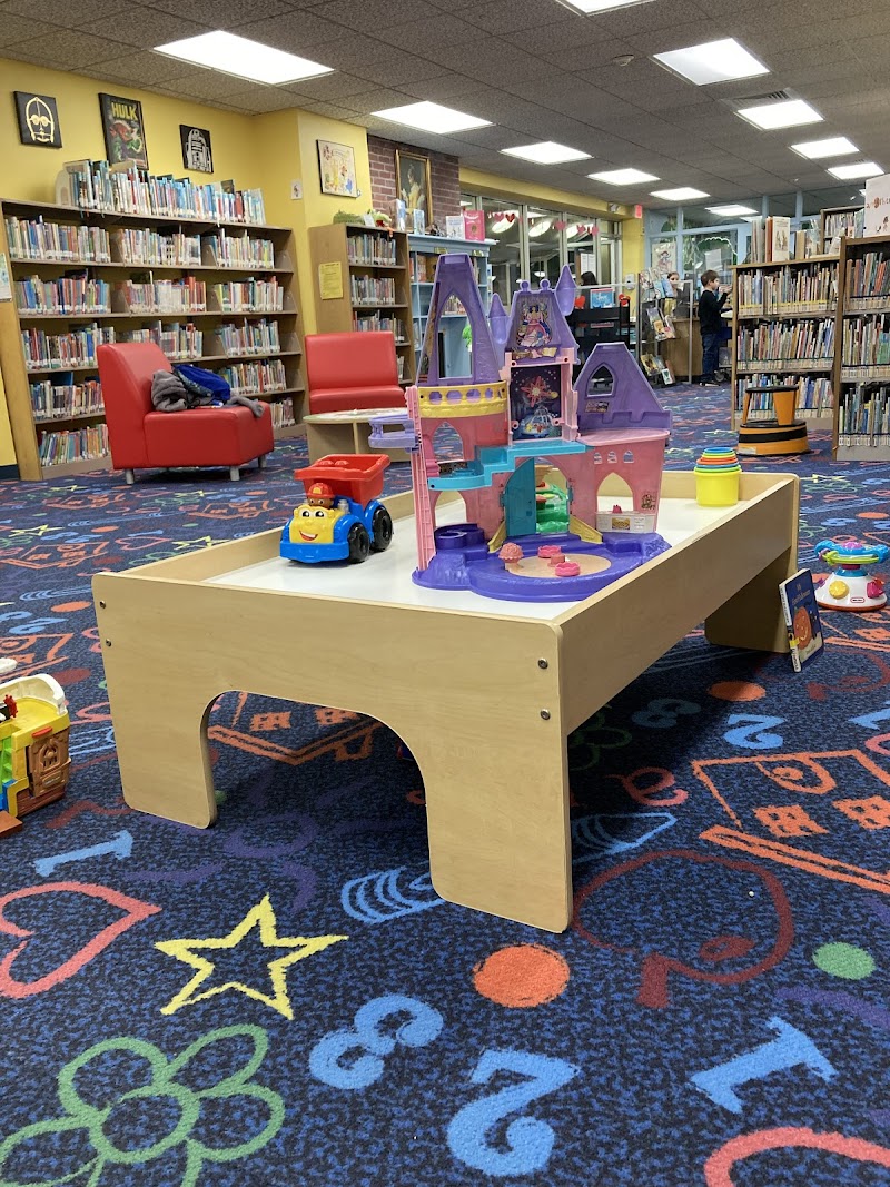 Bellmore Memorial Library photo 4