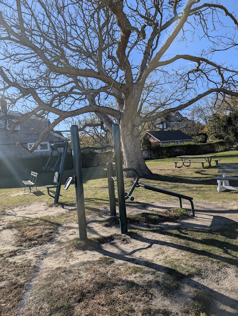 Bellport Bandshell photo 5