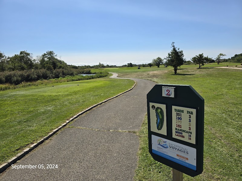 Bergen Point Golf Course photo 3