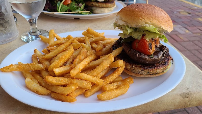 Bistro Burger photo 2