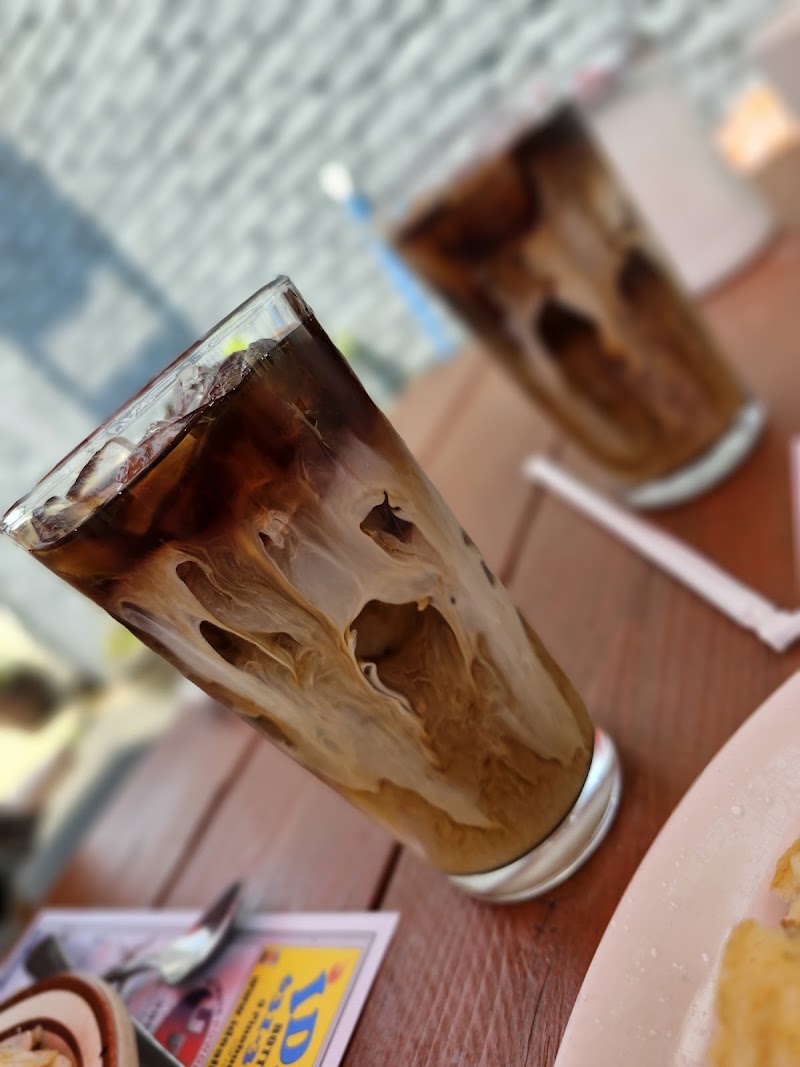 BLT Cafe Inc photo 4