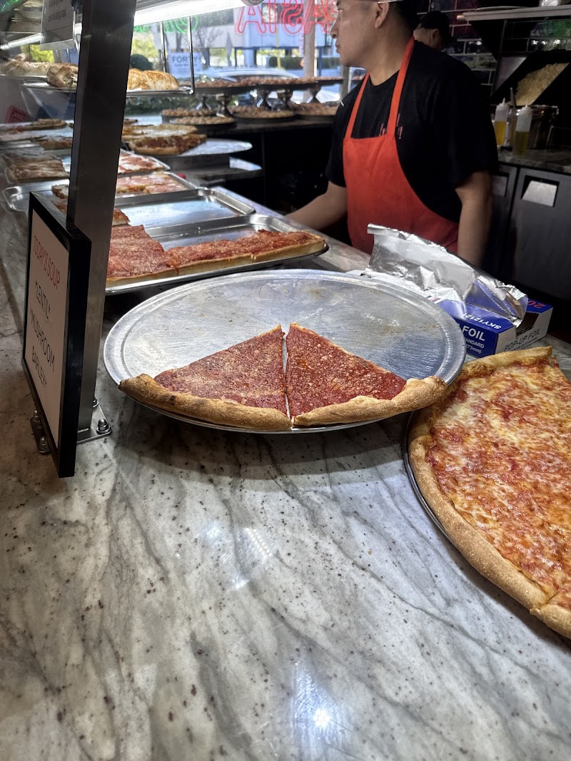 Bravo Pizza (K) photo 3