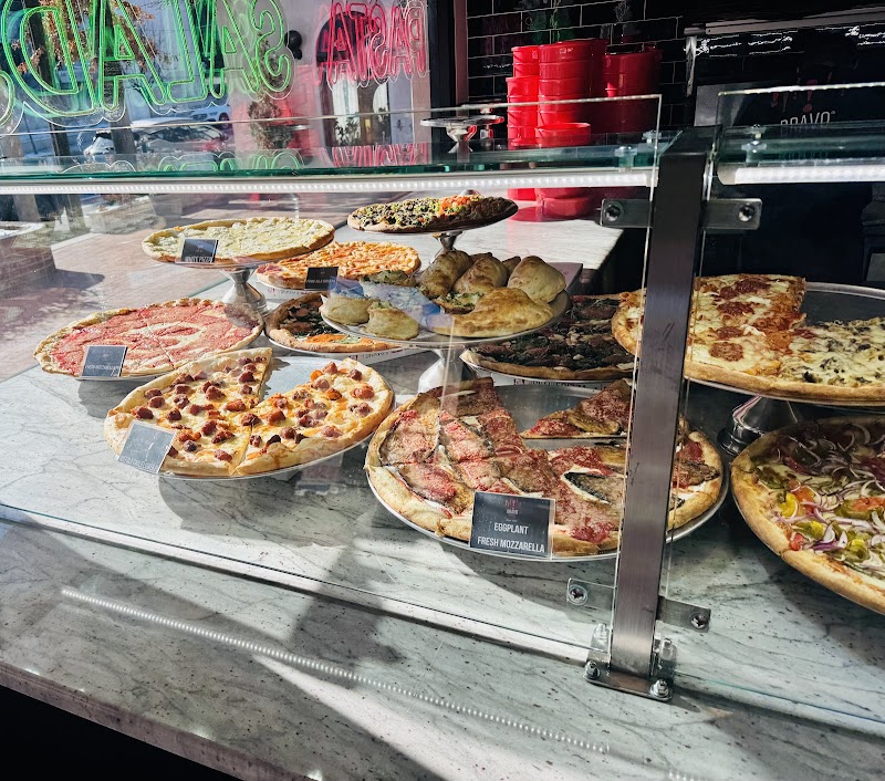Bravo Pizza (K) photo 4