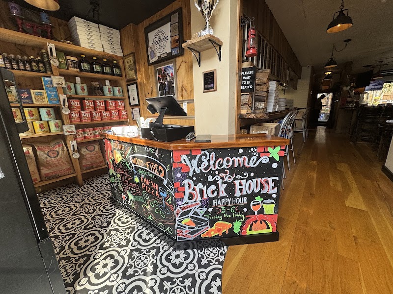 Brick House Wood Fired Pizza Kitchen & Bar photo 5