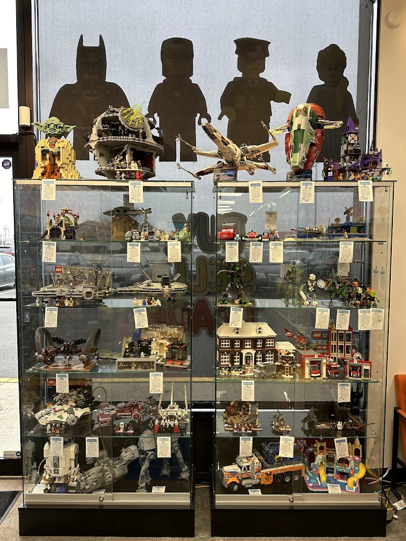 Bricks and Minifigs West Babylon - Lego Sets, Children's Parties & More photo 5
