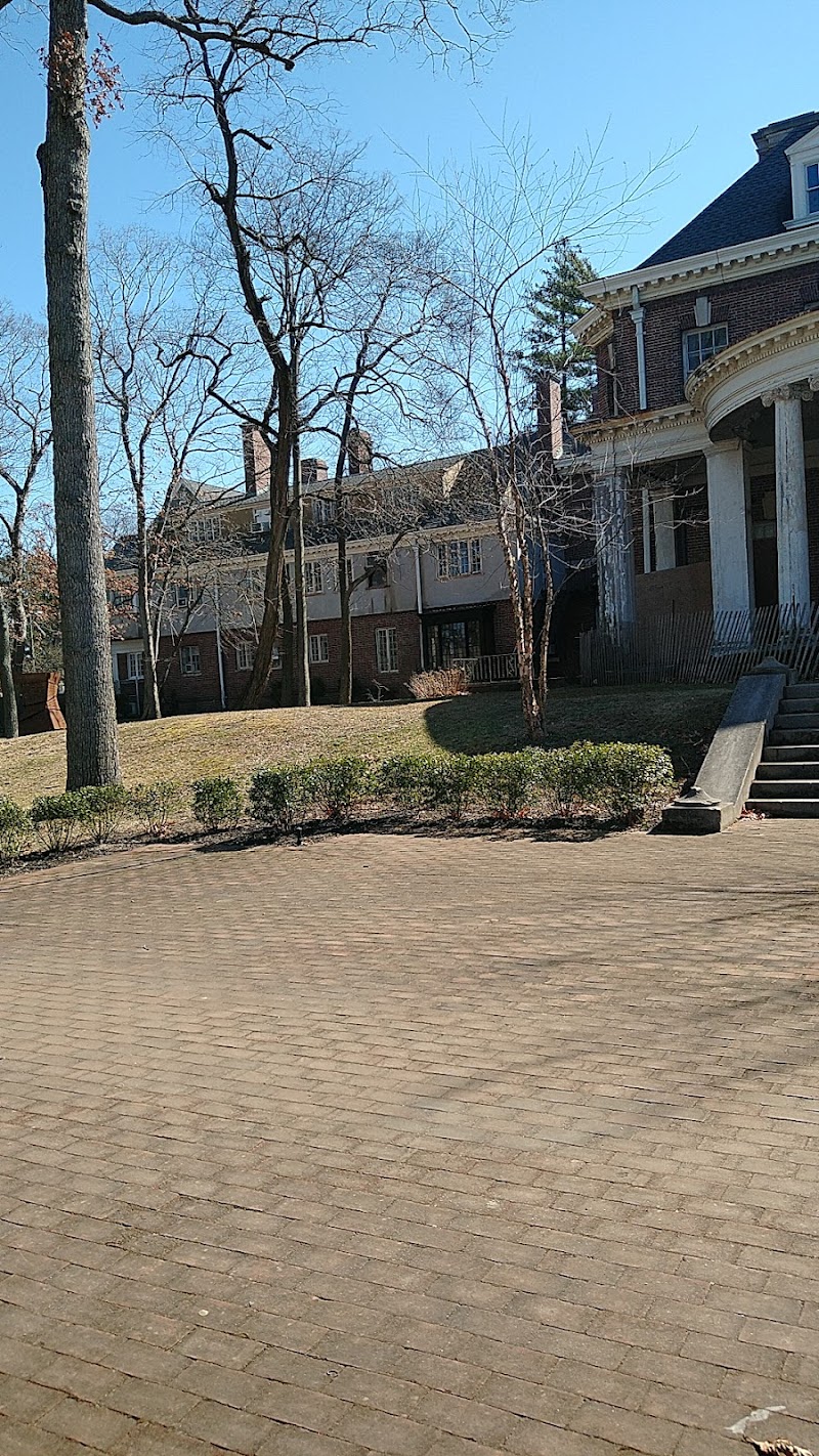 Brookwood Hall photo 5
