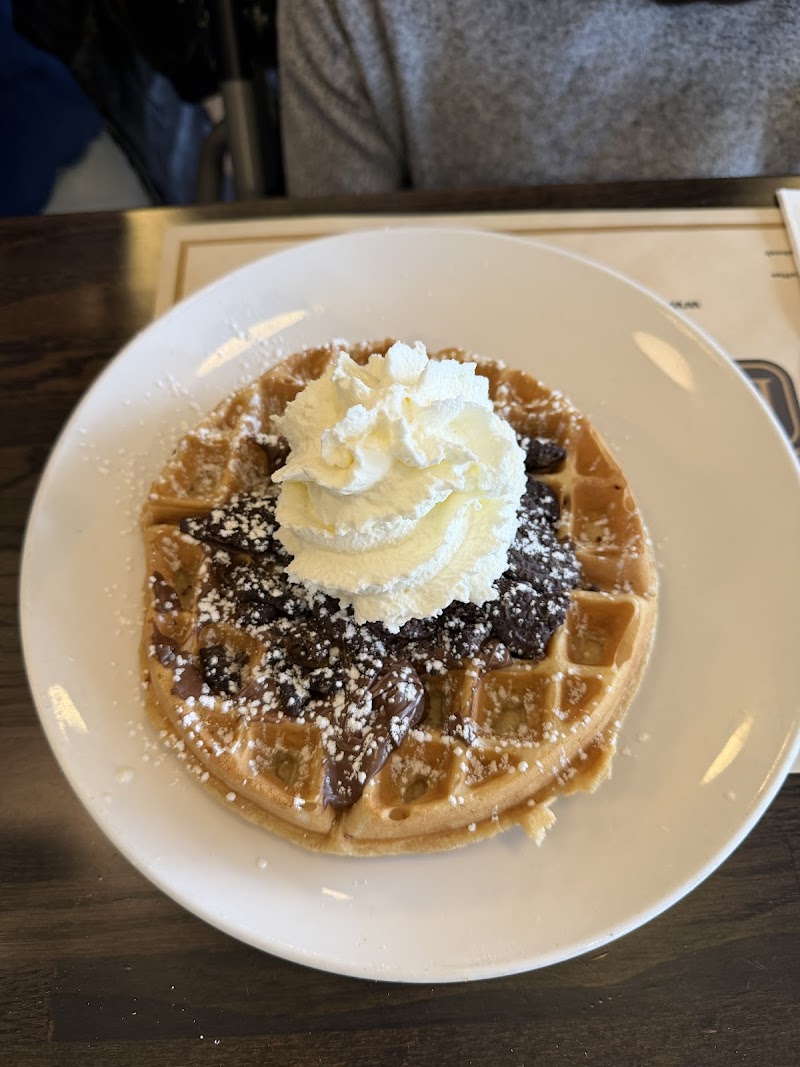 Brownstones Coffee Amityville photo 4