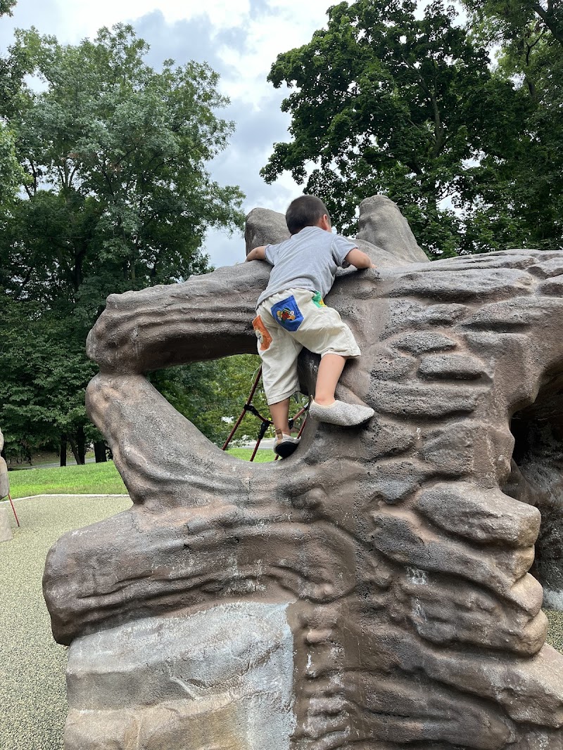 Bruce Park Playground photo 3
