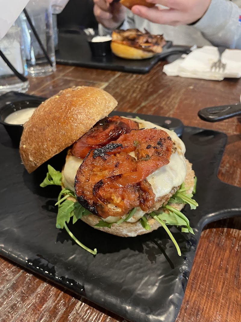 Burgerology Farmingdale photo 3
