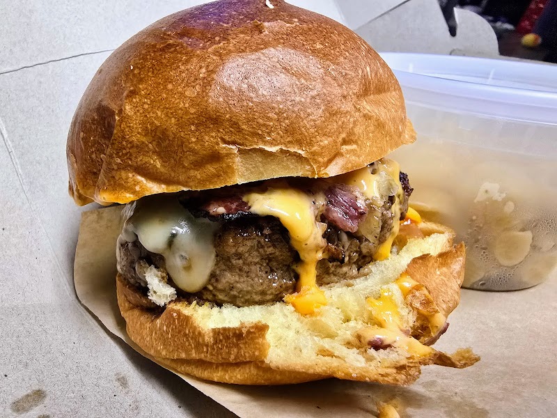 Burgerology Farmingdale photo 4