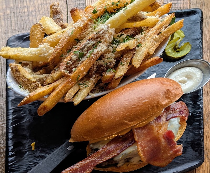 Burgerology RVC photo 4