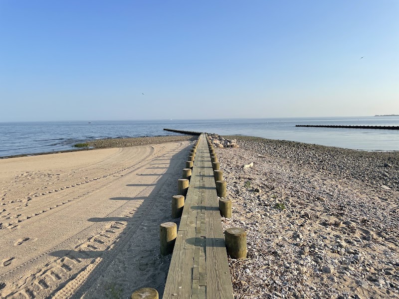 Burying Hill Beach