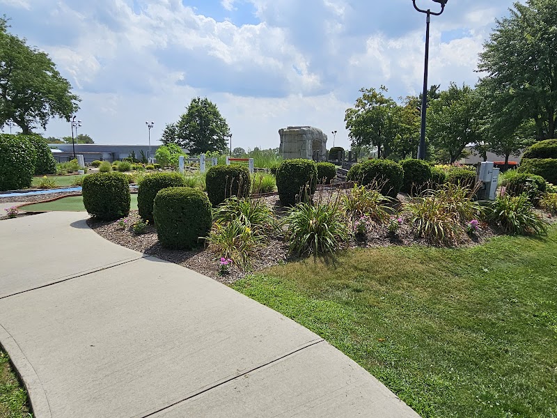 Cantiague Golf Course photo 2