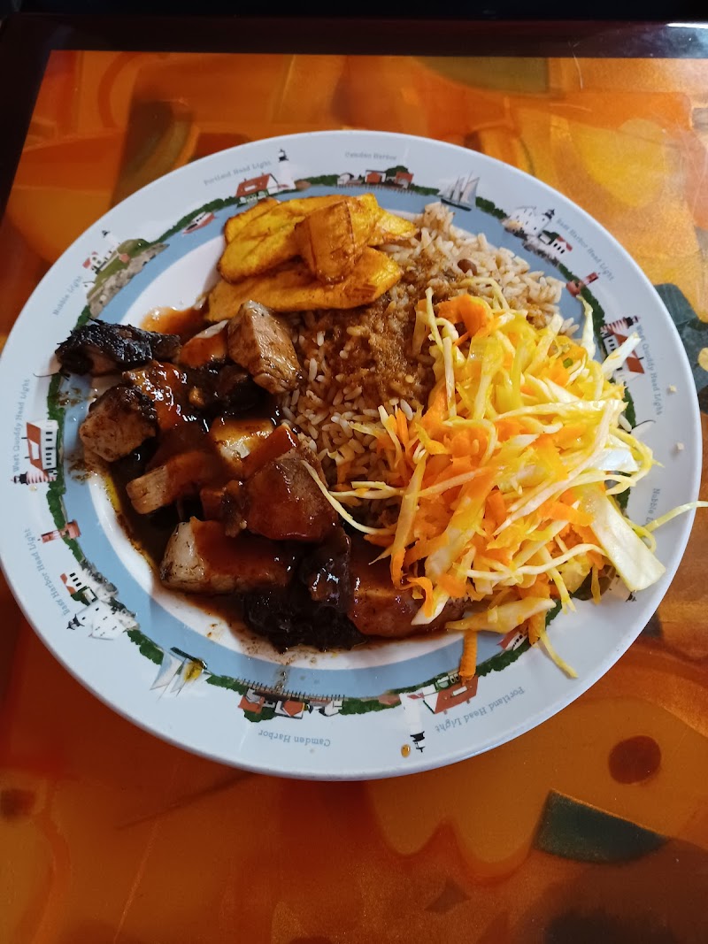 Caribbean Hut Restaurant & Bar photo 5