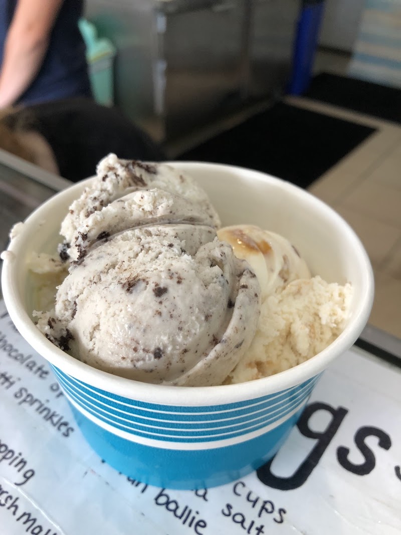Carla Marlas ICE CREAM PARLOR & CANDY SHOPPE photo 2