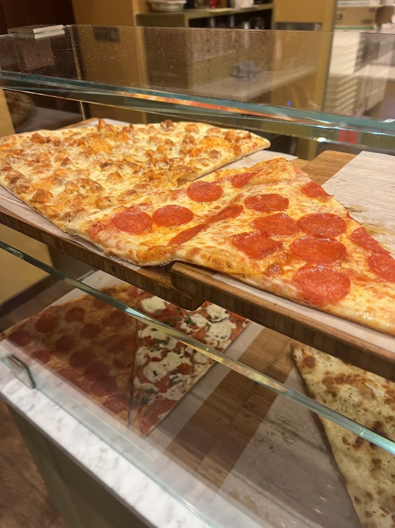 Carlo's Pizza photo 3