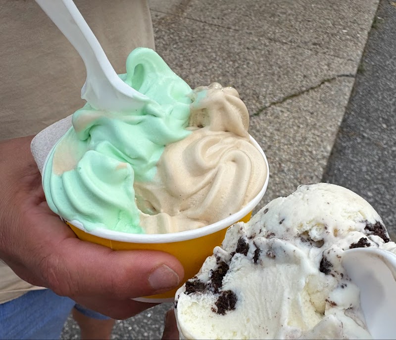 Carvel photo 3