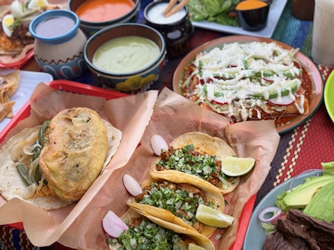 Casa Dorado Deli Taqueria photo 2