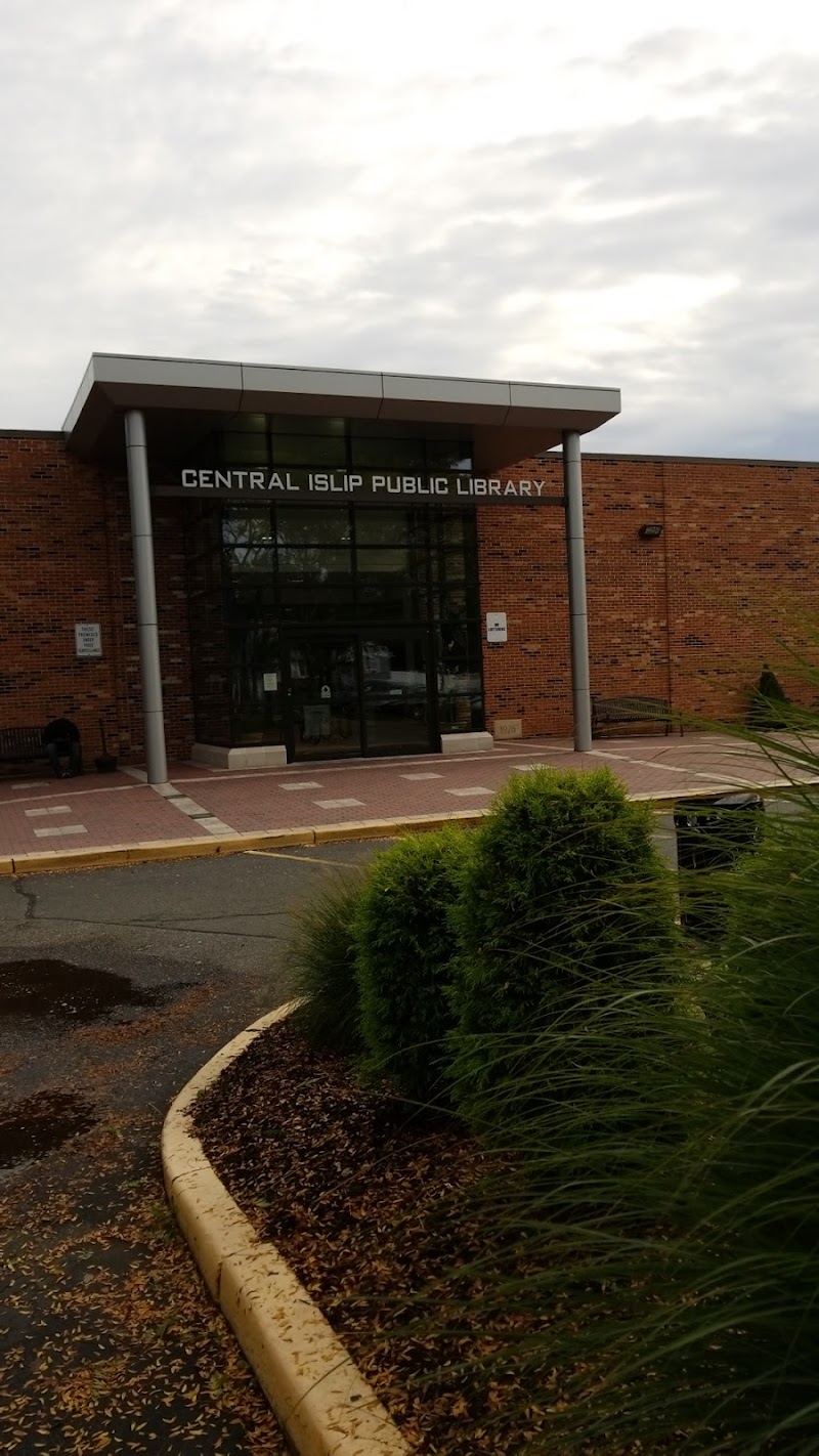 Central Islip Public Library photo 3