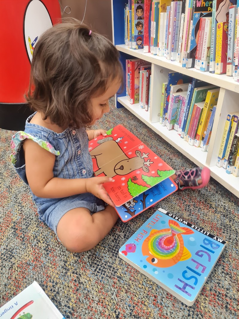 Central Islip Public Library photo 5