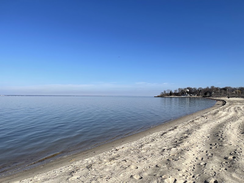 Centre Island Beach photo 2