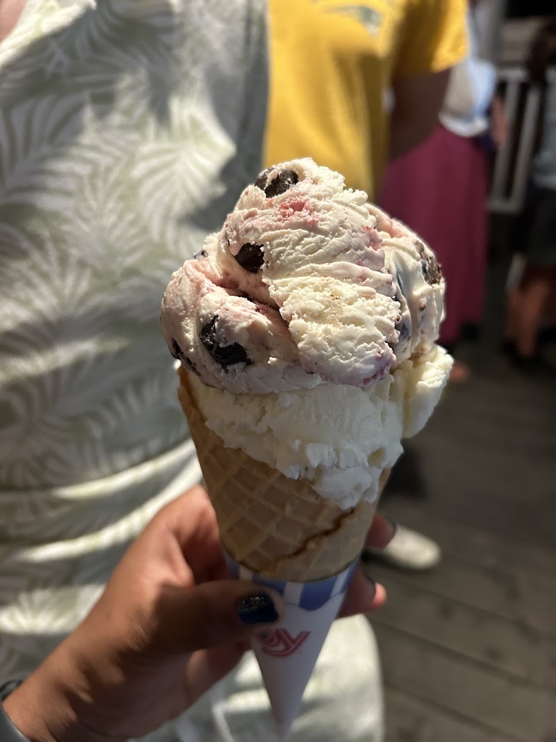 Chandler Square Ice Cream (Port Jefferson Ice Cream Cafe) photo 2