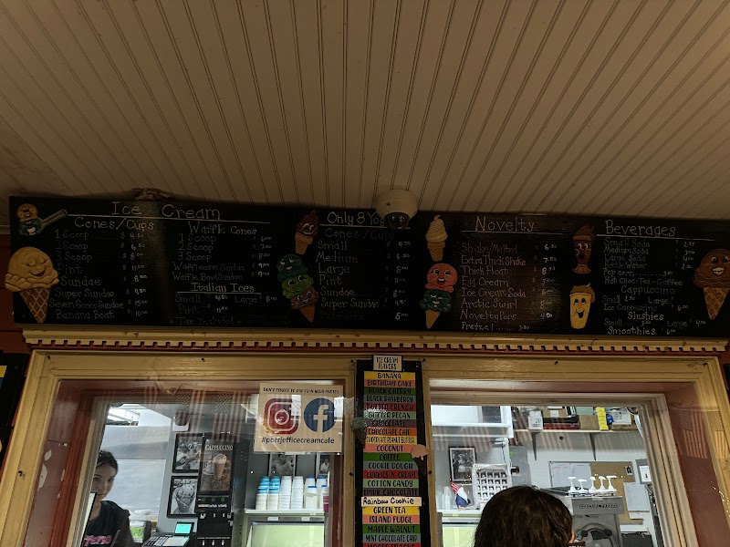 Chandler Square Ice Cream (Port Jefferson Ice Cream Cafe) photo 3