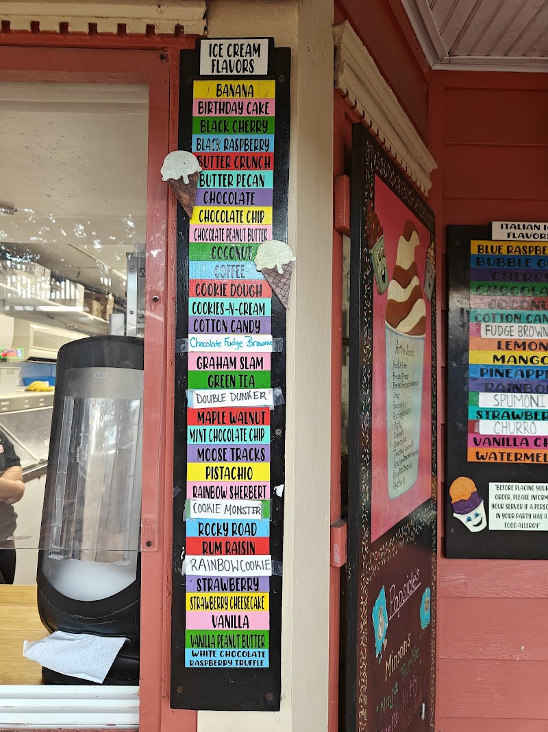 Chandler Square Ice Cream (Port Jefferson Ice Cream Cafe) photo 5