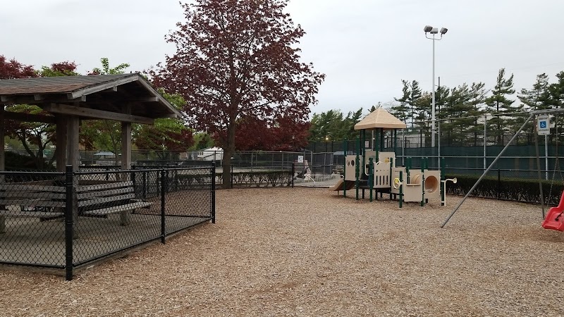 Charles J. Fuschillo Park photo 5