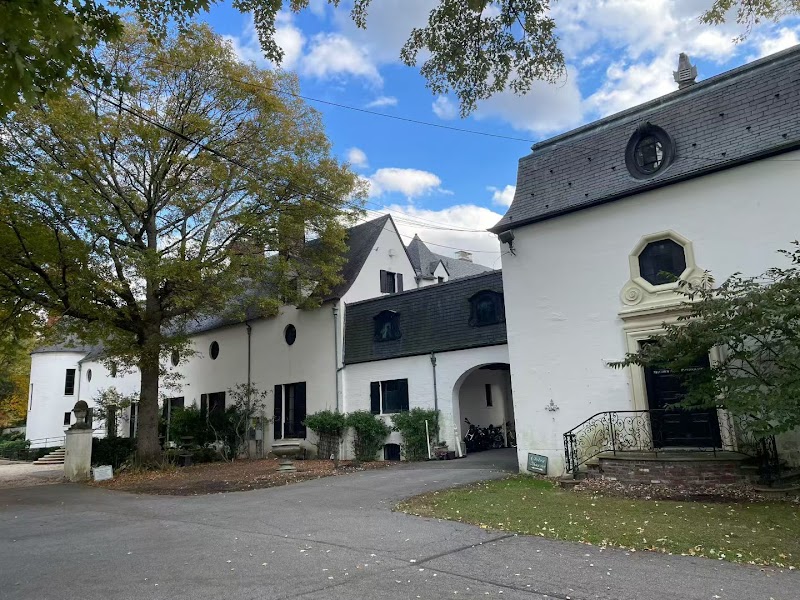 Chelsea Mansion