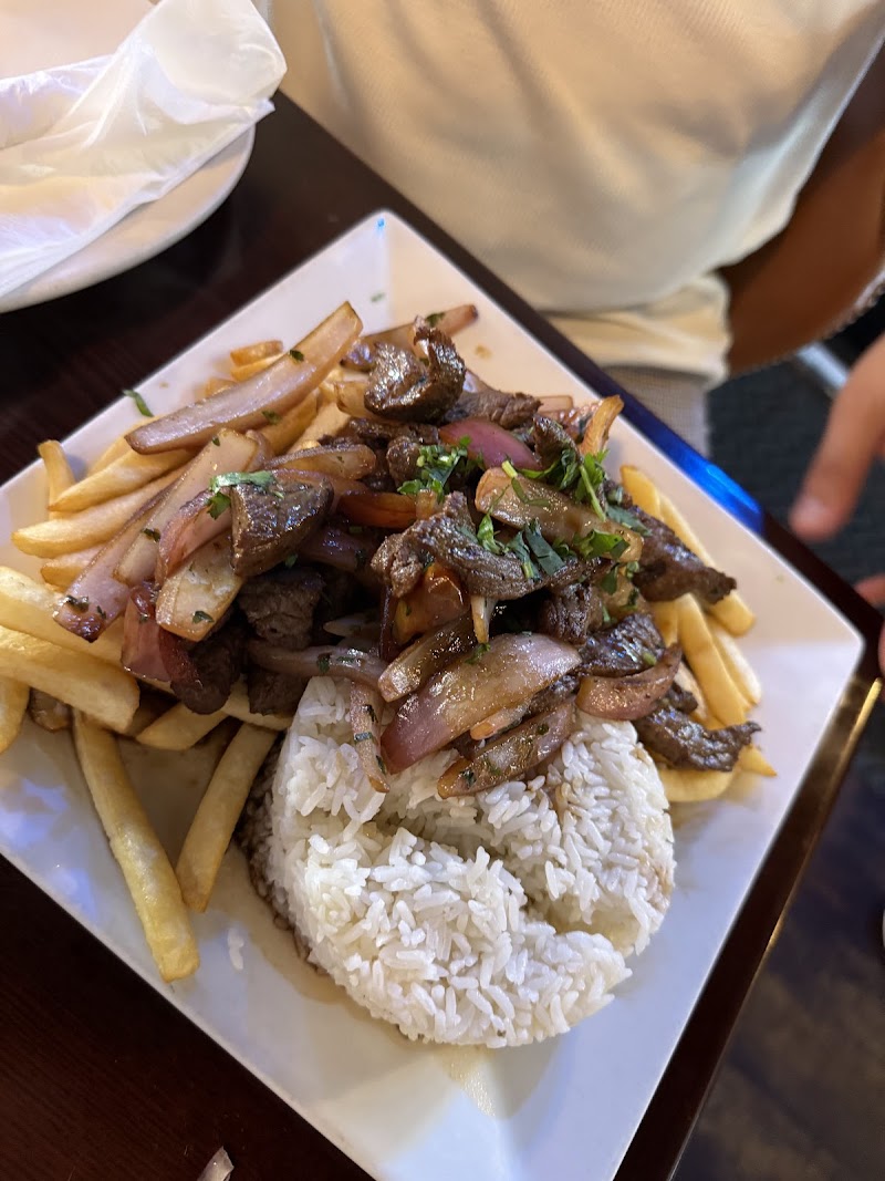 Chevere Pollo A La Brasa photo 3
