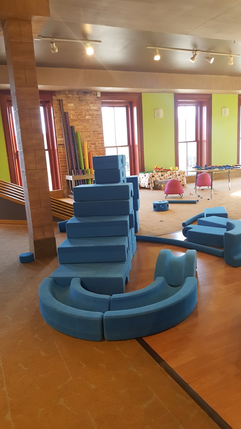 Children's Museum of Oswego (CMOO) photo 5
