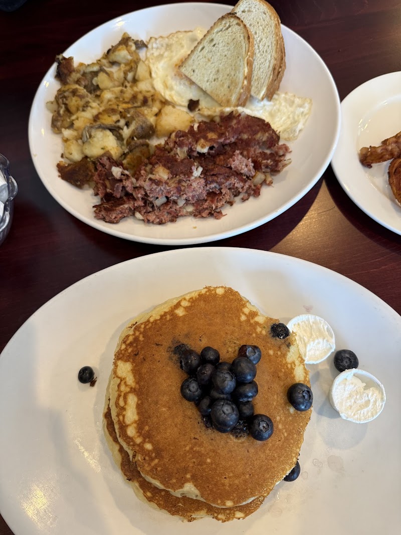 Chip's Family Restaurant photo 3