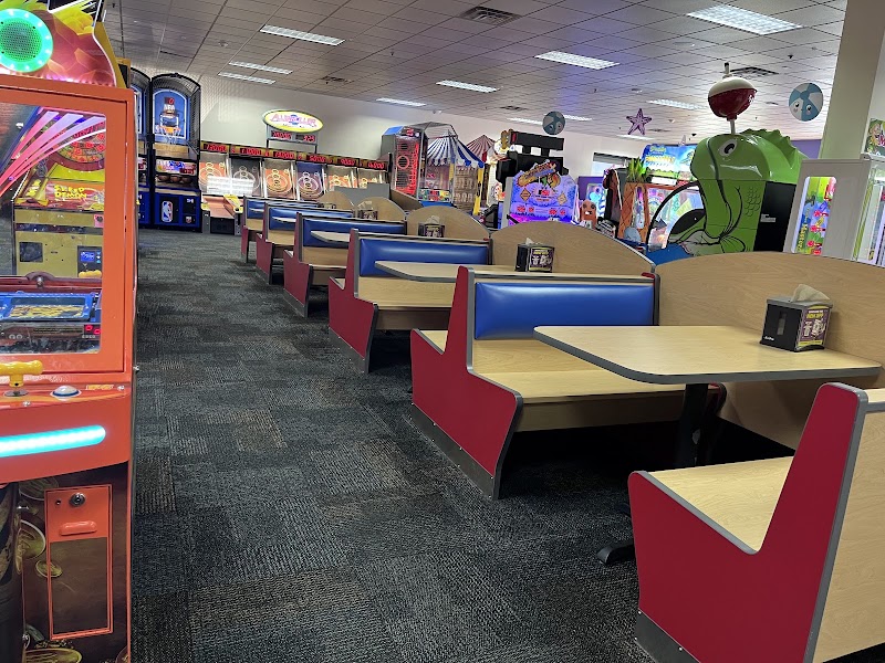 Chuck E. Cheese photo 2