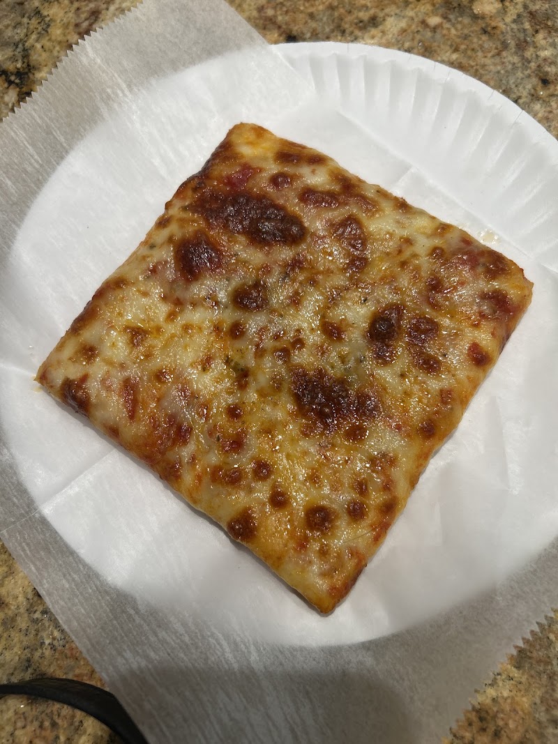 Ciminelli's Pizza & Restaurant photo 3