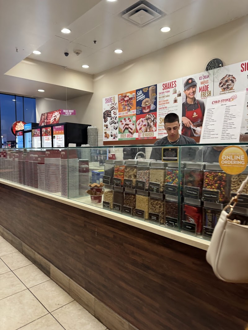 Cold Stone Creamery photo 5