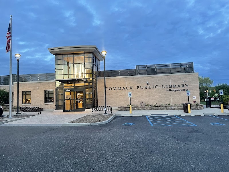 Commack Public Library photo 2