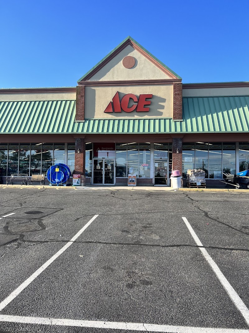 Costello's Ace Hardware Massapequa Pk. photo 3
