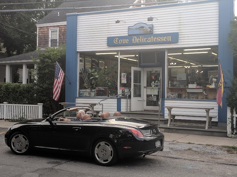 Cove Delicatessen photo 3
