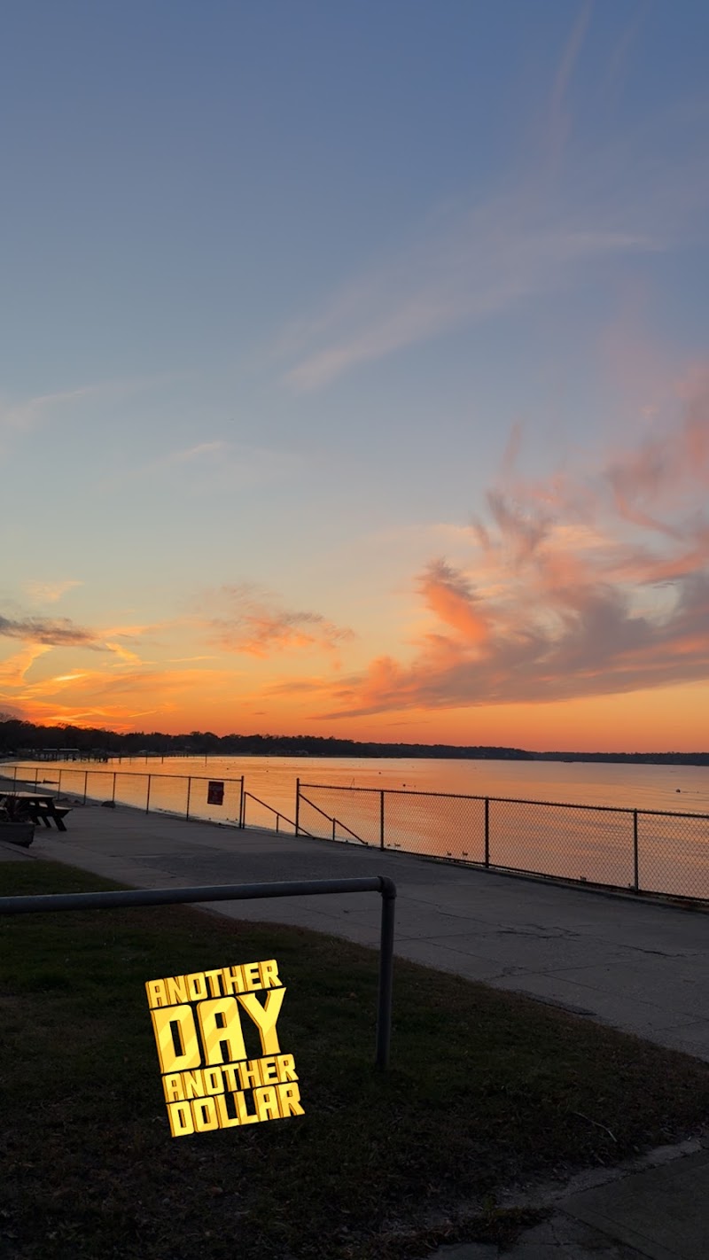 Crescent Beach Town Park photo 2