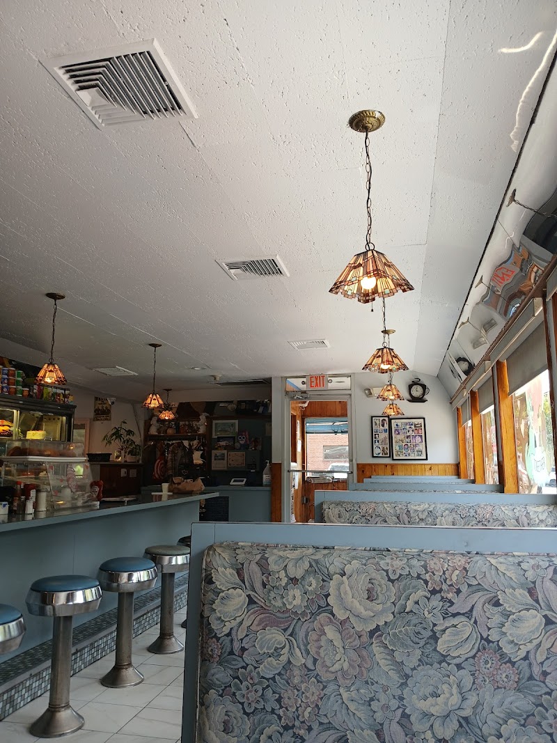 Curley's Diner photo 5